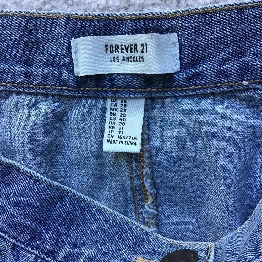 FOREVER 21 DENIM MINI SKIRT SIZE 28 - Picture 4 of 5